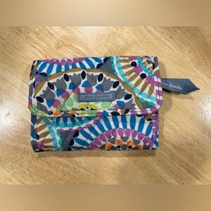 Vera Bradley quilted multi color Colorful Patterned Wallet money coin